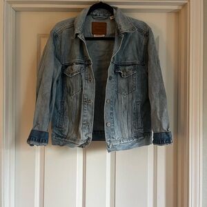 Classic Levi Blue Denim Jacket